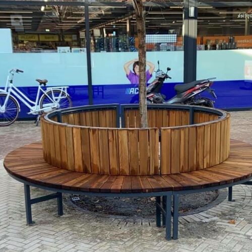 Ronde Boombank Carin 18 Voor de afwerking van het frame van deze zeer fraaie boombank heeft u de keuze uit diverse ral kleuren.